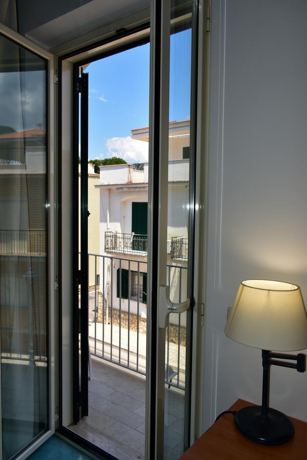 Hotel Amyclae Sperlonga Bagian luar foto