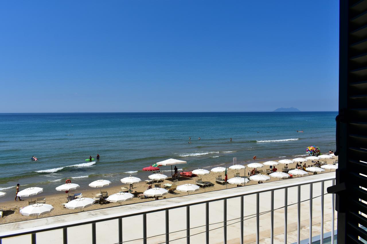 Hotel Amyclae Sperlonga Bagian luar foto