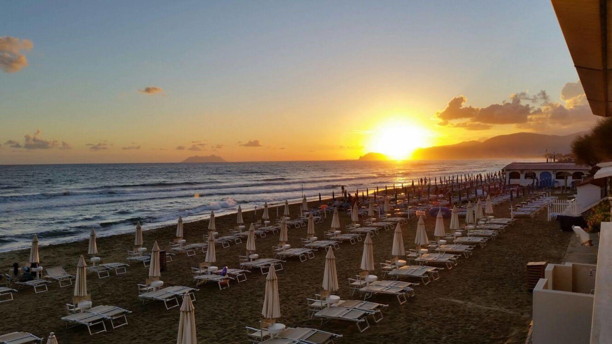 Hotel Amyclae Sperlonga Bagian luar foto